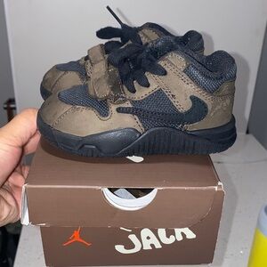 Jump Kids Sneakers - Black and Brown